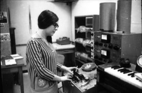 Playback and editing at the splicing block of the Ampex 352