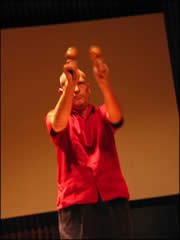 Javier Alvarez performing Musique pour les Court-métrages in the Saturday evening concert